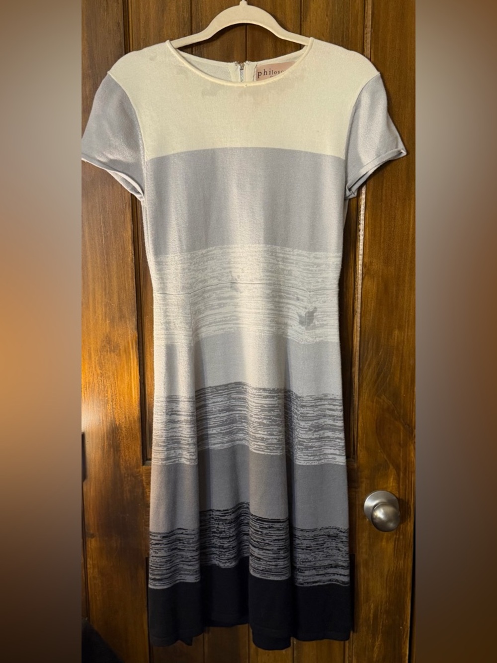Philosophy Striped Short-Sleeve Midi Dress in White and Gray